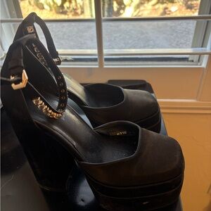 Elegant Black Platform Heels